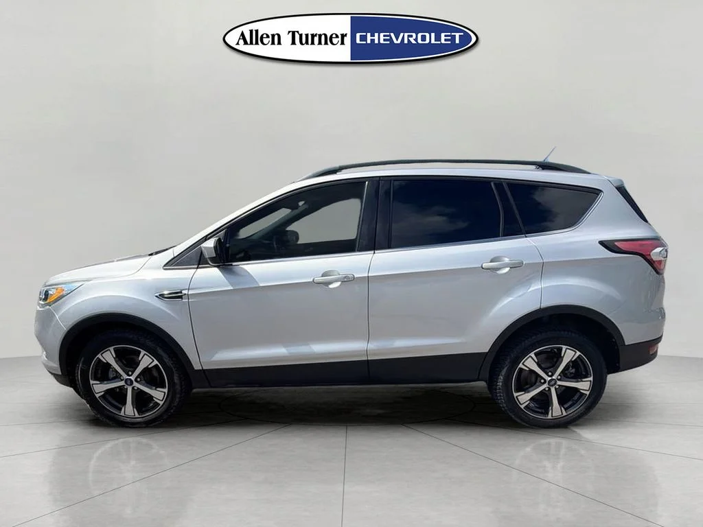 Used 2018 Silver Ford SEL image 6
