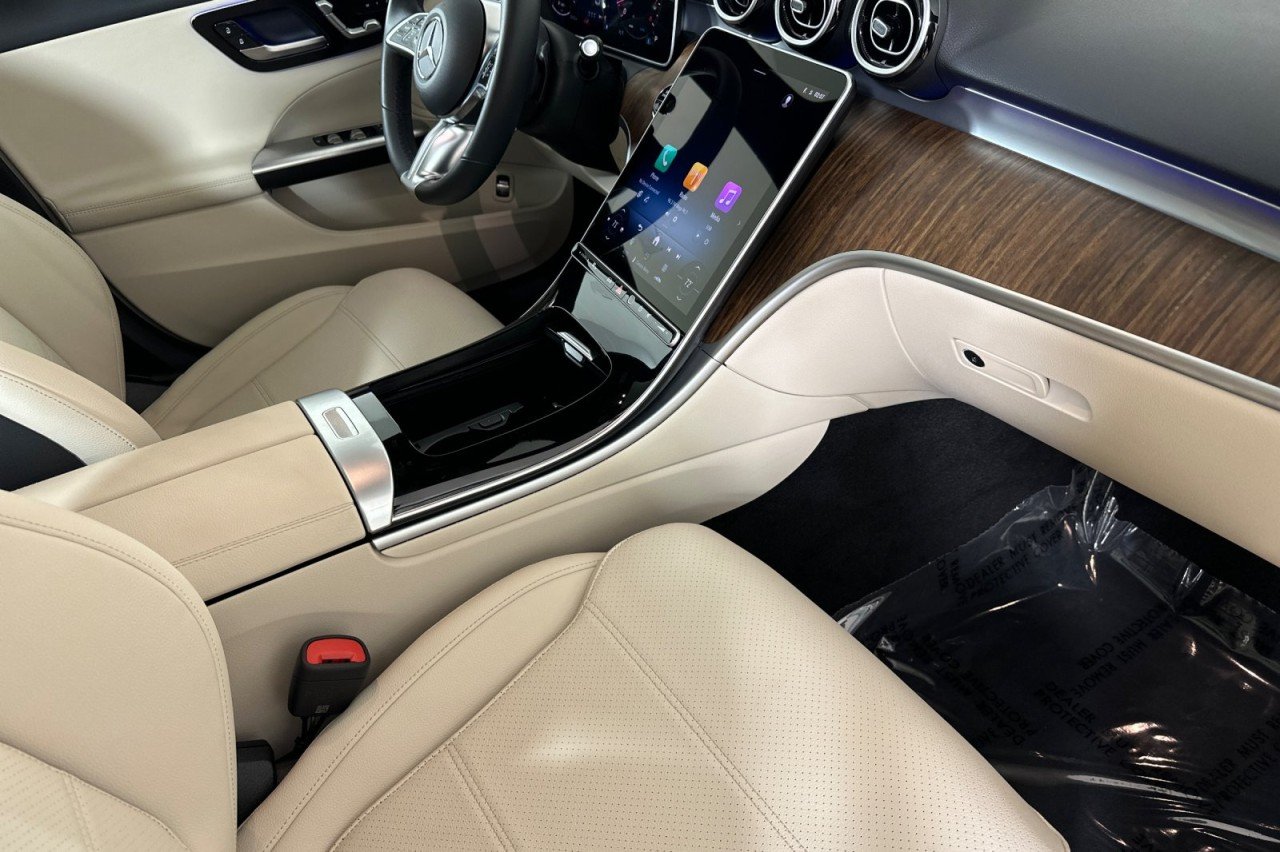 Used 2026 Polar White Mercedes-Benz C 300 image 14