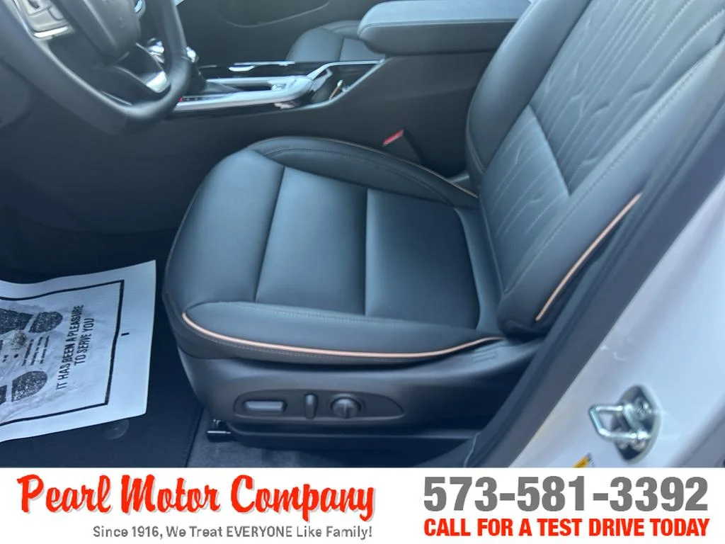 New 2026 White Frost Tricoat Buick Avenir image 10