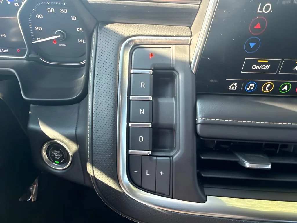 Used 2021 ONYX BLACK GMC SLT image 21