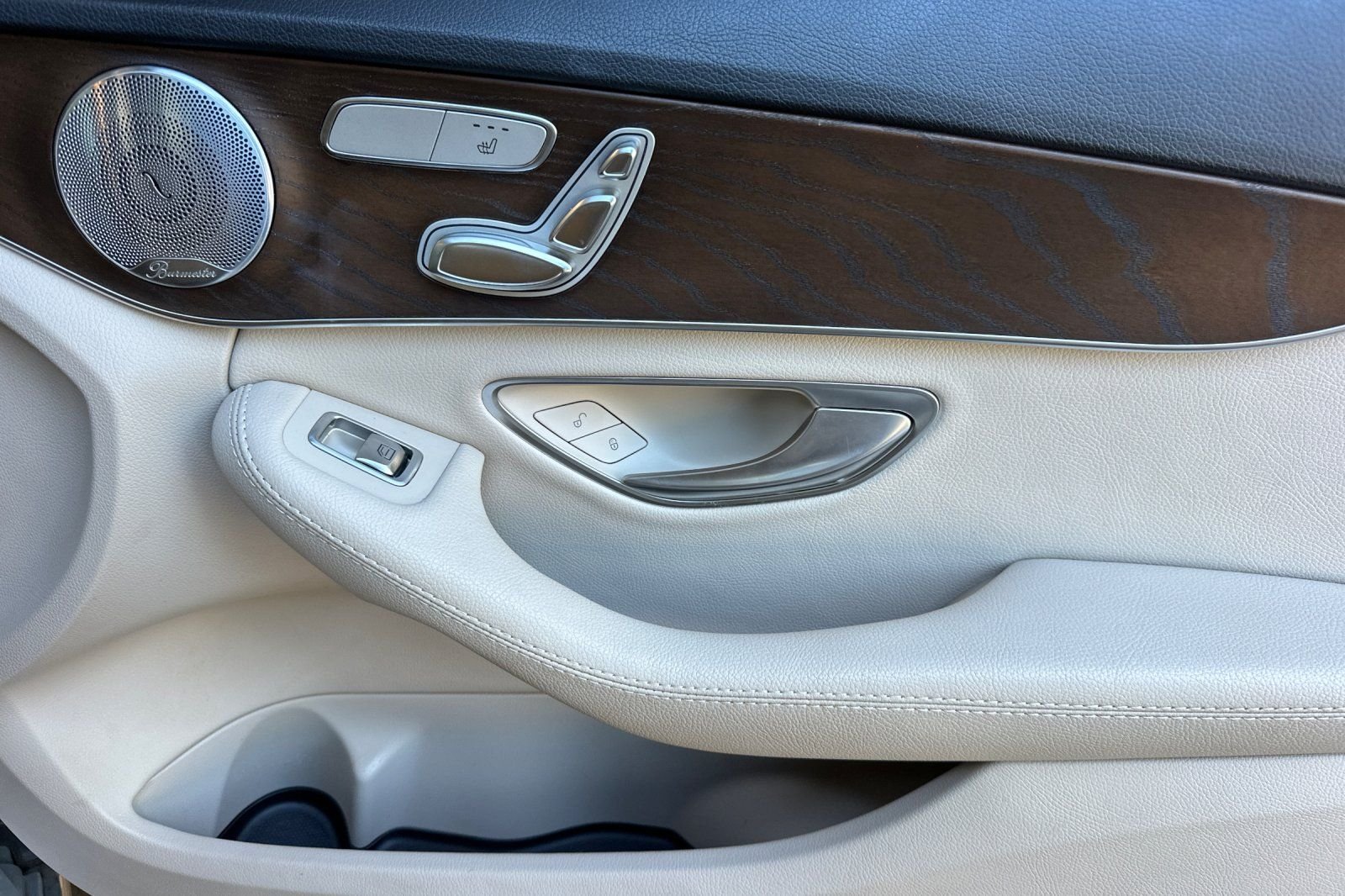 Used 2019 Silver Mercedes-Benz C 300 image 19