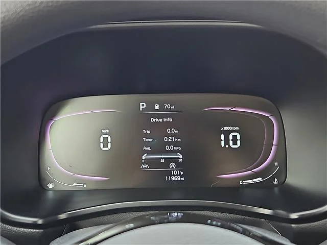 Used 2024 Inferno Red KIA S (IVT) image 19