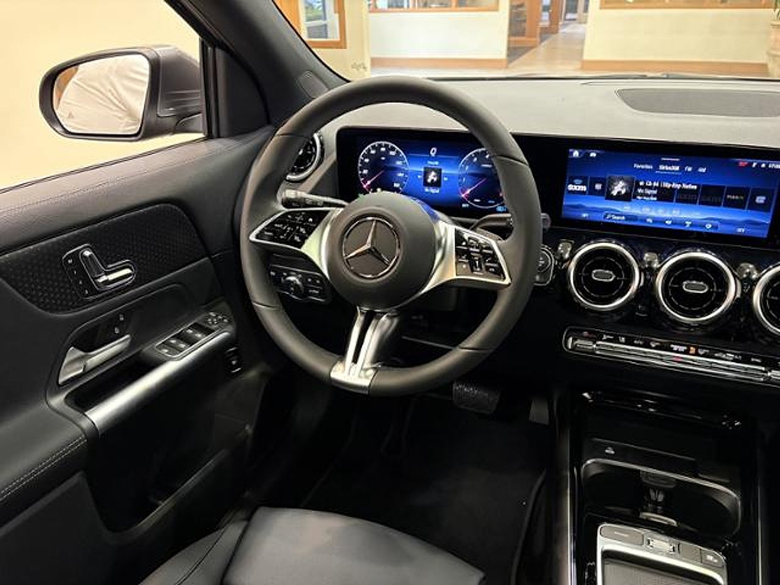 New 2026 Mountain Grey Metallic Mercedes-Benz 4MATIC® image 12