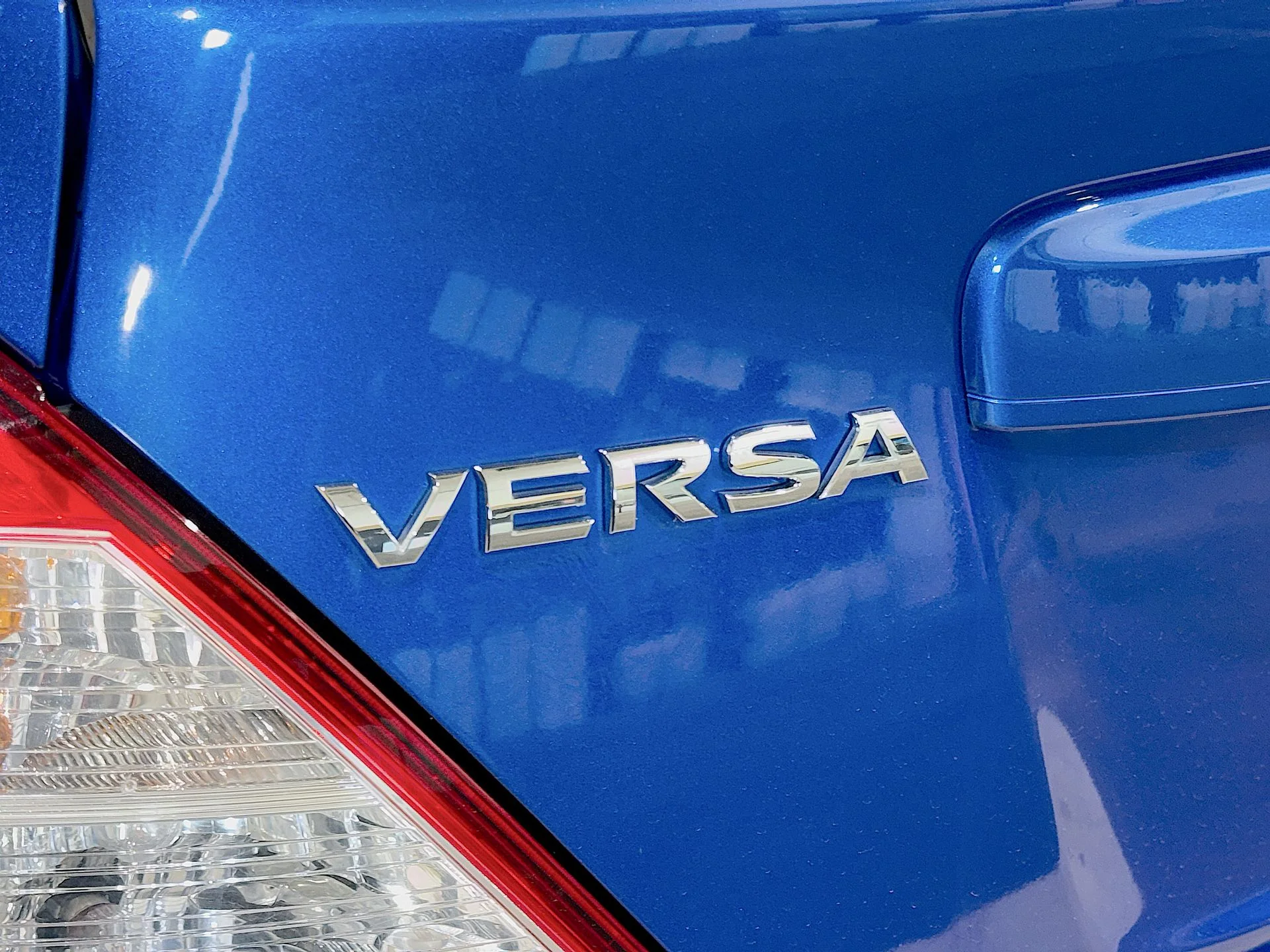 Used 2016 Blue Nissan 1.6 S+ image 27