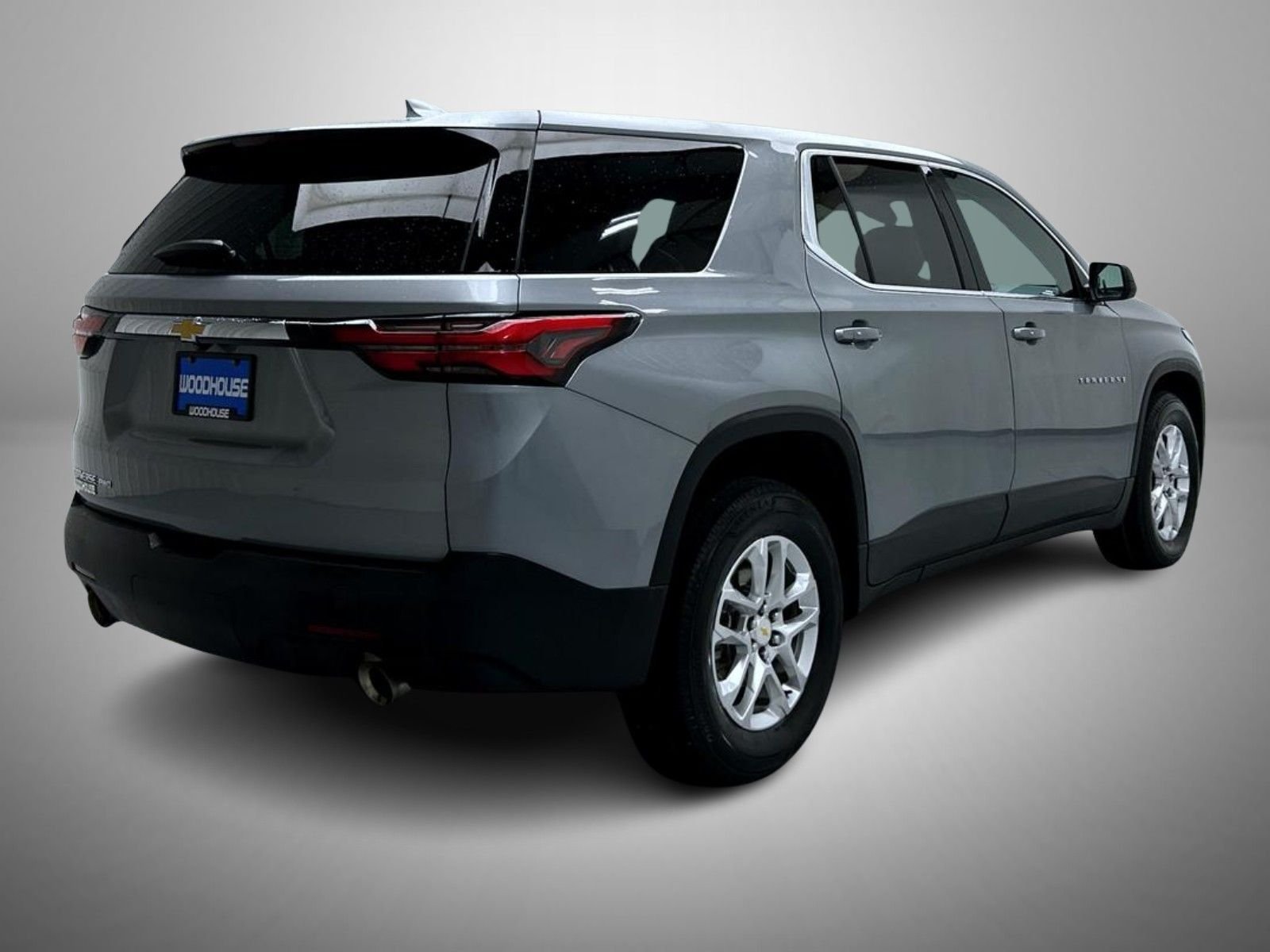 Used 2023 Gray Chevrolet LS image 5