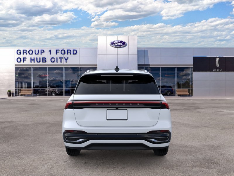 New 2026 White Platinum Metallic Tri-Coat Lincoln Reserve image 5