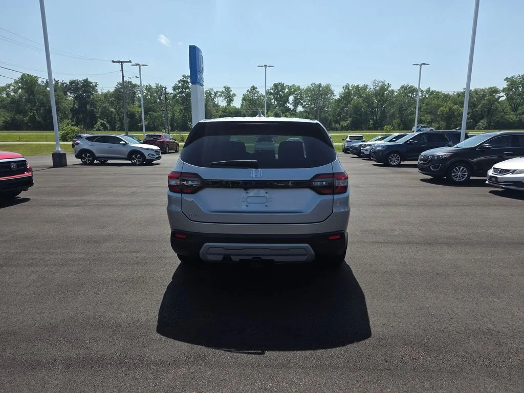 Certified Used 2025 Lunar Silver Metallic Honda EX-L image 4