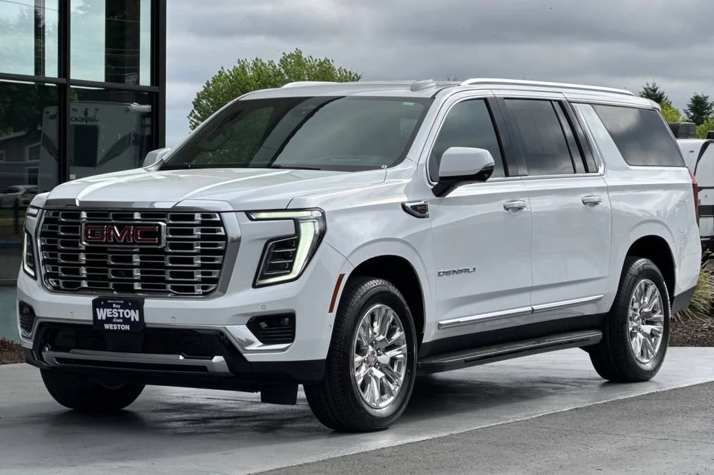 2025 GMC Yukon XL Denali - Photo 8