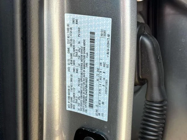 Used 2025 Silver Ford Lariat image 30