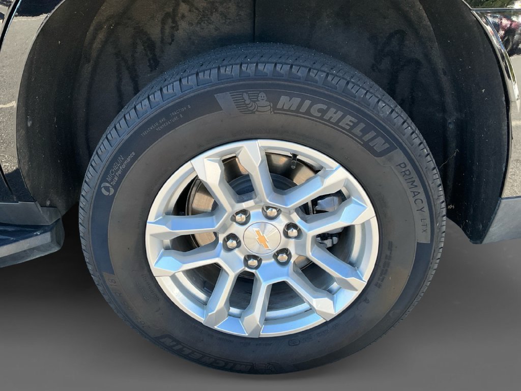 Used 2025 Black Chevrolet LT image 9