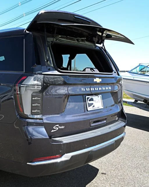 2026 Chevrolet Suburban LT - Photo 12