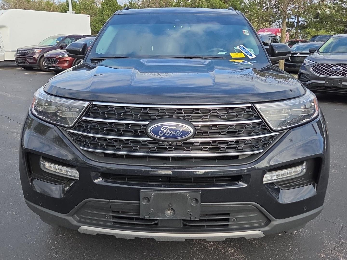 Used 2023 Agate Black Metallic Ford XLT image 6