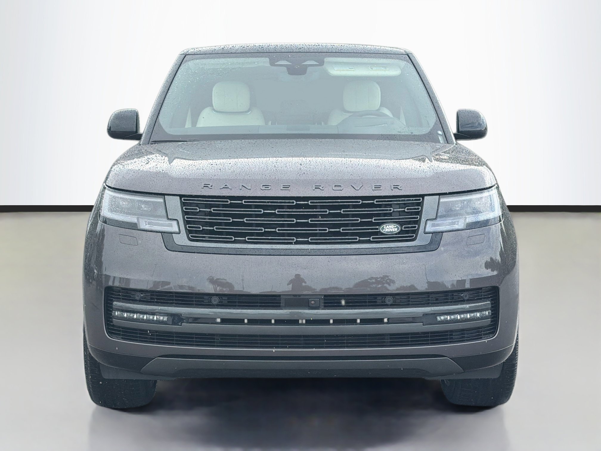 New 2026 Charente Grey Land Rover SE image 8