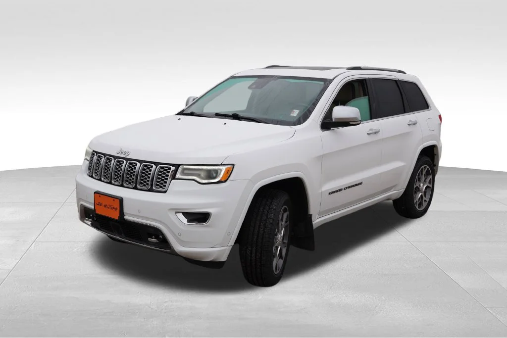 Certified Used 2021 White Jeep Overland image 11