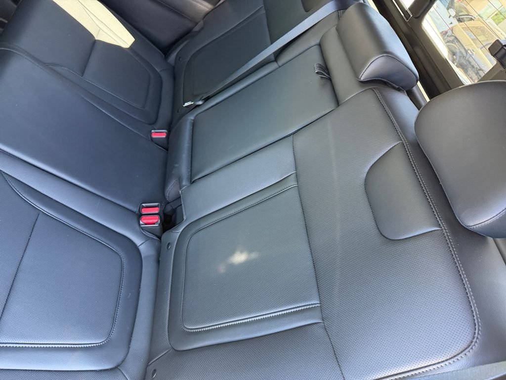 Used 2025 Black Hyundai XRT image 19