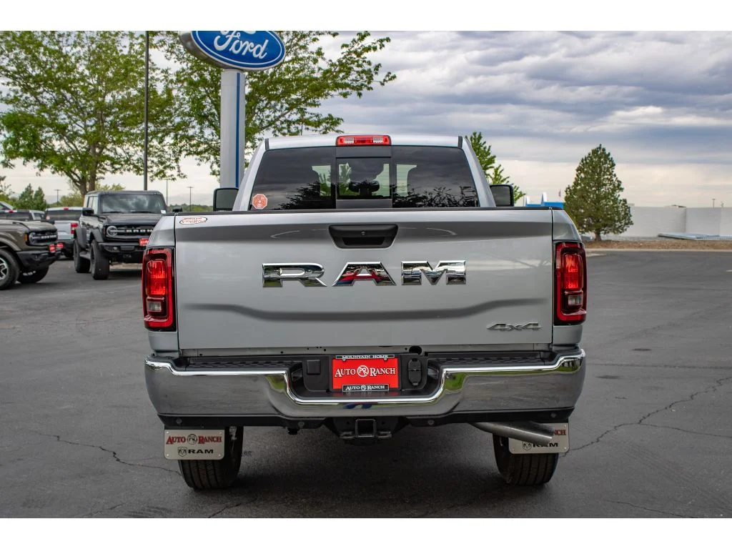 New 2026 Silver Zynith Ram Tradesman image 7