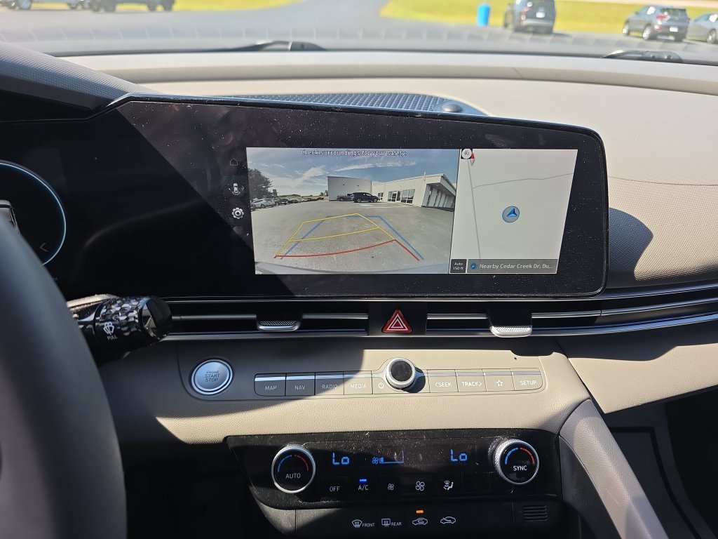 Used 2024 Gray Hyundai SEL image 18