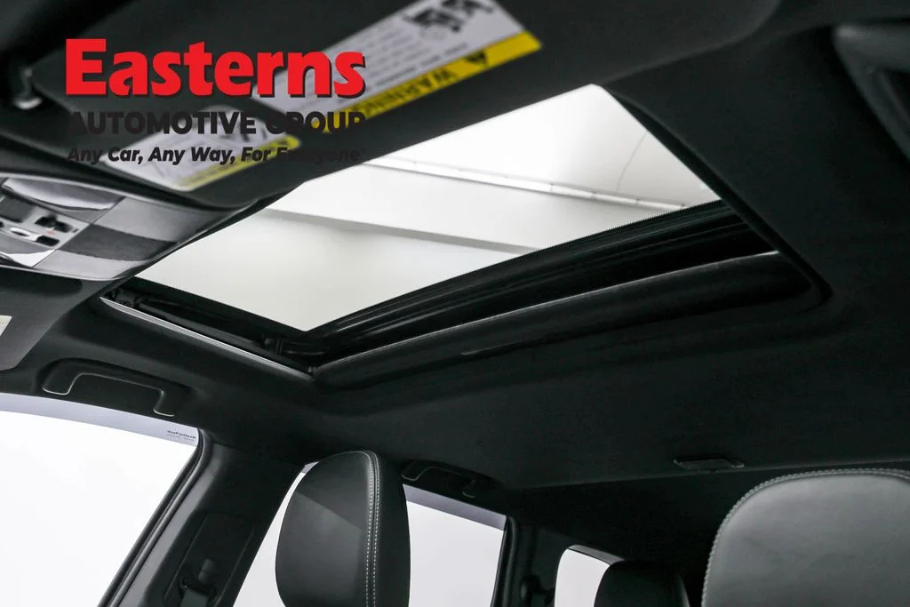 Used 2021 Black Mitsubishi SEL image 34