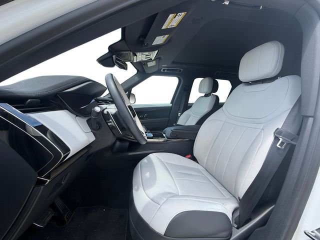 Certified Used 2023 Fuji White Land Rover SE Dynamic image 10