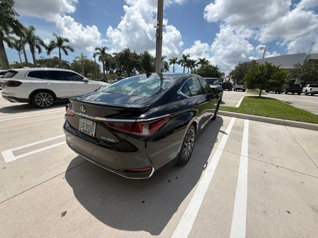 Certified Used 2024 Caviar Lexus ES 300h Luxury image 7