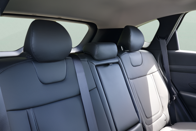 2025 Hyundai Tucson SEL Convenience - Photo 18