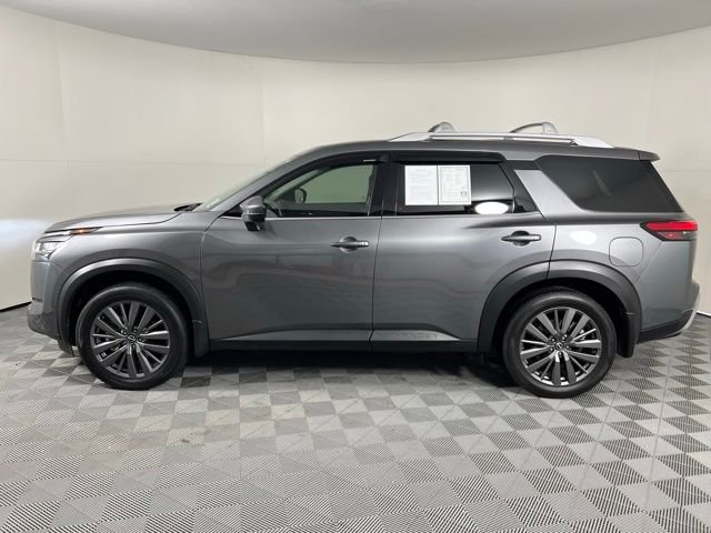 Used 2024 Gray Nissan SL image 4