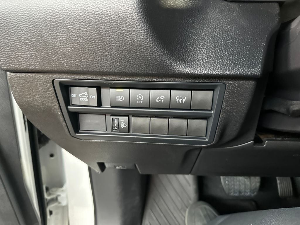 Used 2026 White Toyota SR5 image 24