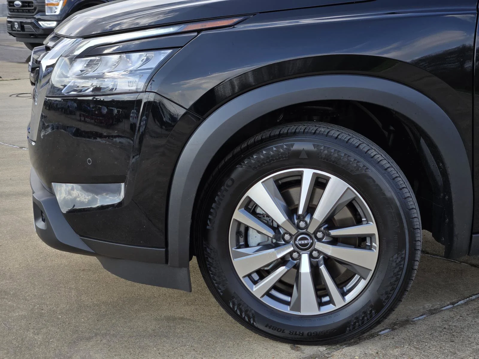 2025 Nissan Pathfinder SL - Photo 7