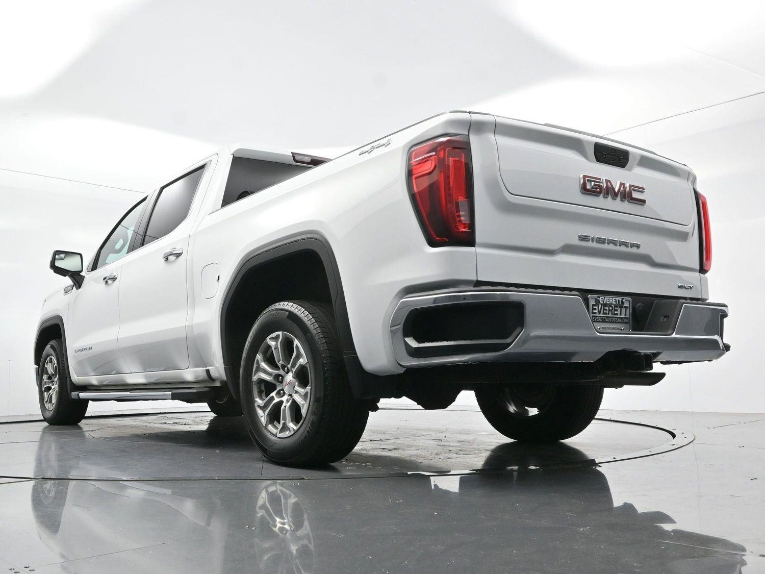 Used 2022 Summit White GMC SLT image 47
