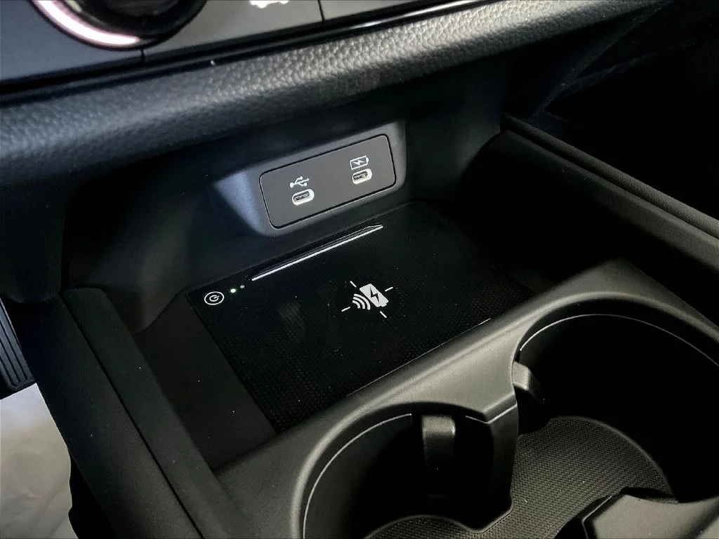 New 2027 Platinum White Pearl Honda LX AWD image 17