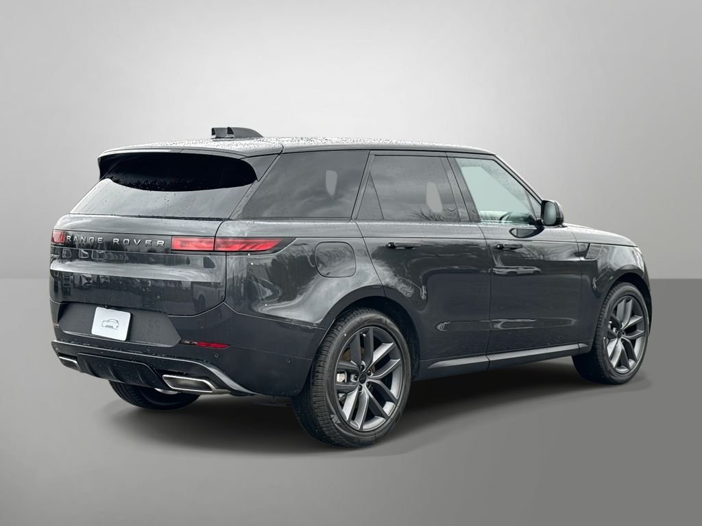 New 2026 Carpathian Grey Land Rover SE image 26