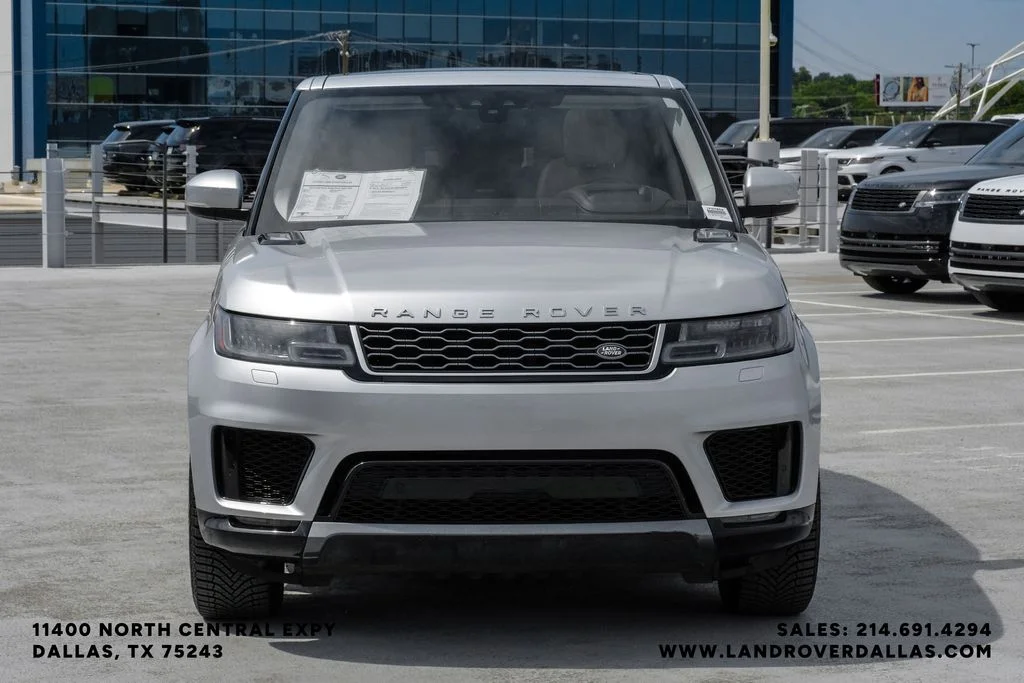 Used 2019 Silver Land Rover HSE image 6