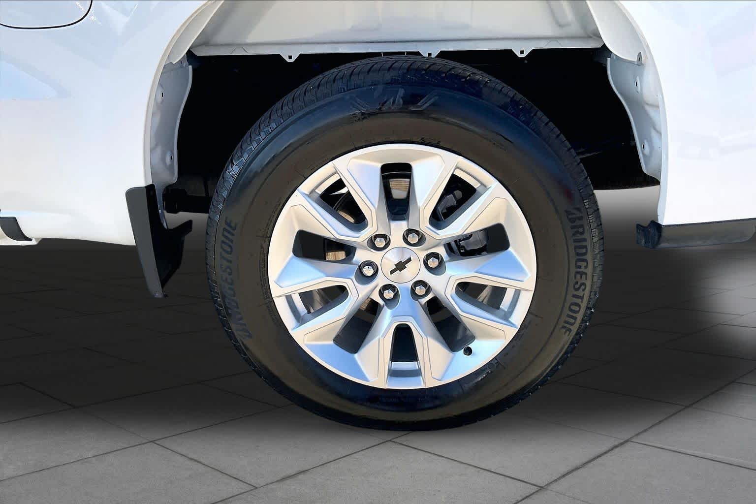 2025 Chevrolet Silverado 1500 Custom - Photo 11
