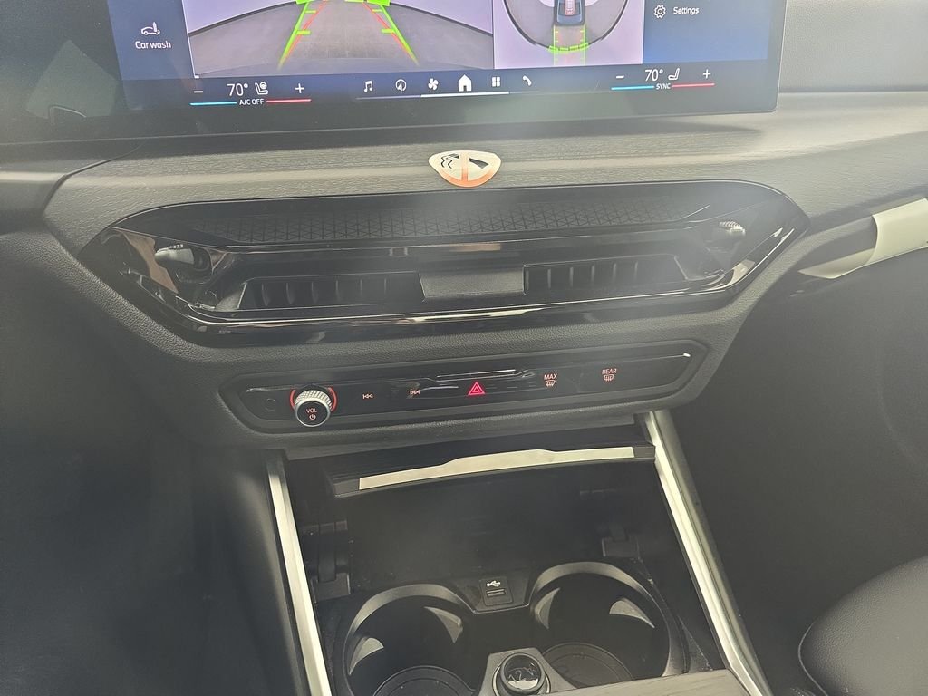 2025 BMW 3 Series 330i - Photo 26