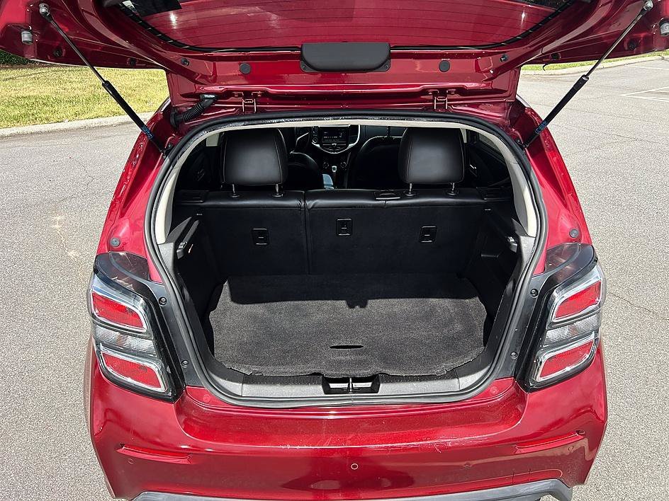 Used 2017 Cajun Red Tintcoat Chevrolet Premier image 15