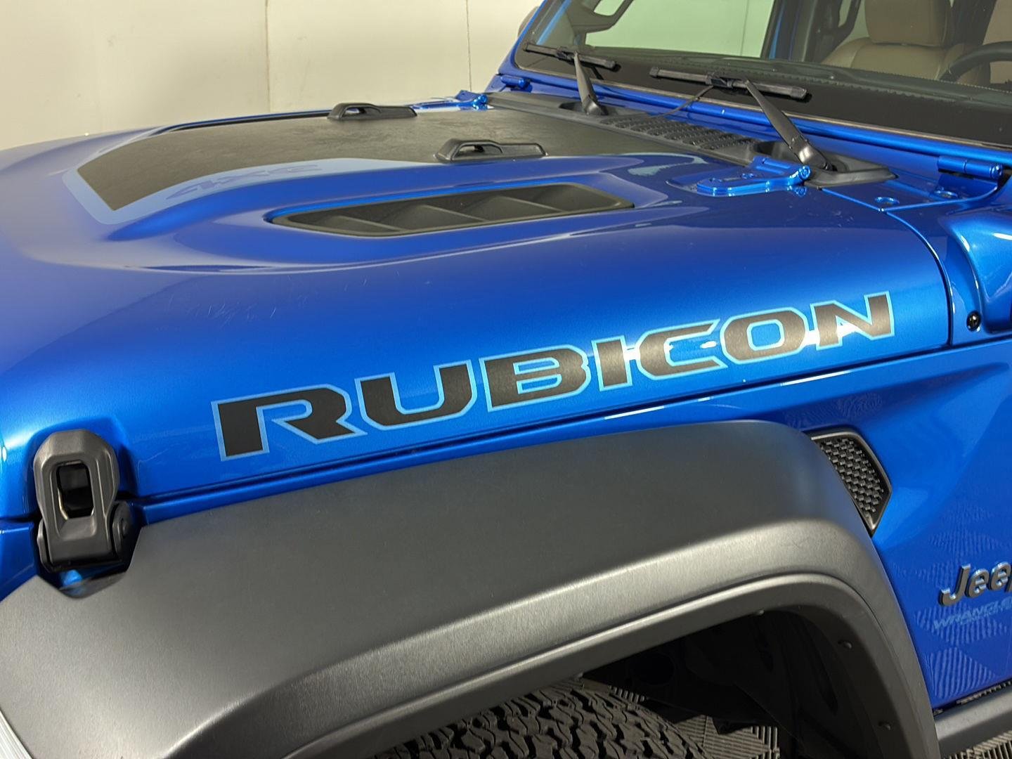 Used 2021 Hydro Blue Pearlcoat Jeep Unlimited Rubicon image 12
