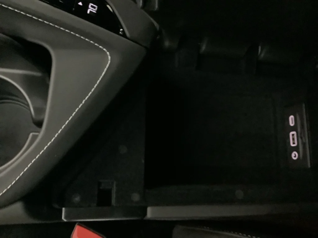 Used 2023 BLACK Chevrolet 3LT image 19