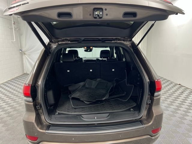 Used 2021 Brown Jeep Limited image 8