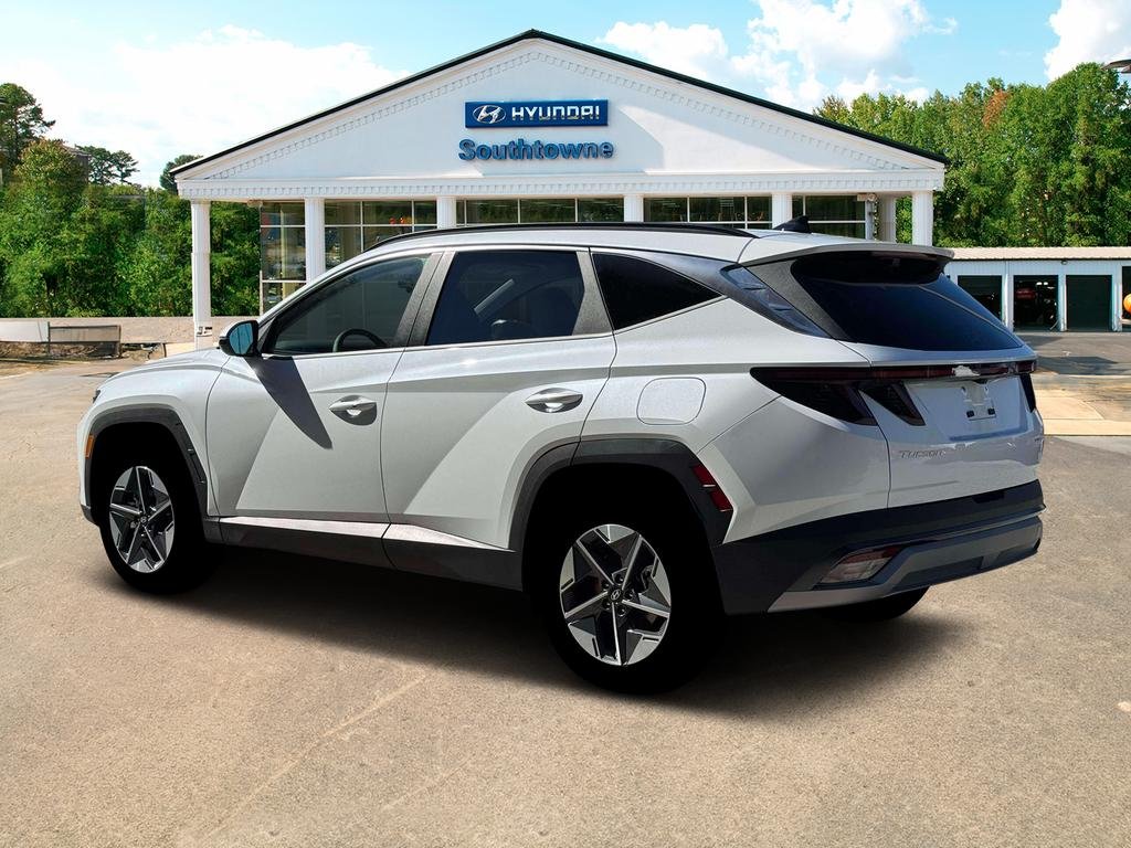 New 2026 White Hyundai SEL Convenience image 4