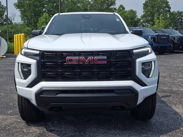 New 2026 Summit White GMC Elevation image 2