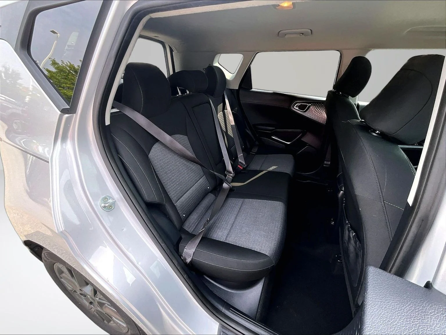 Used 2020 Silver Kia EX image 28