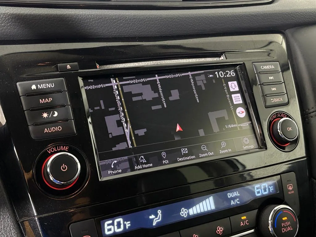 Used 2018 Silver Nissan Hybrid SL image 26