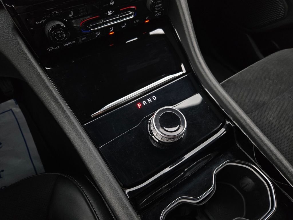 Used 2023 Black Jeep Altitude X image 26