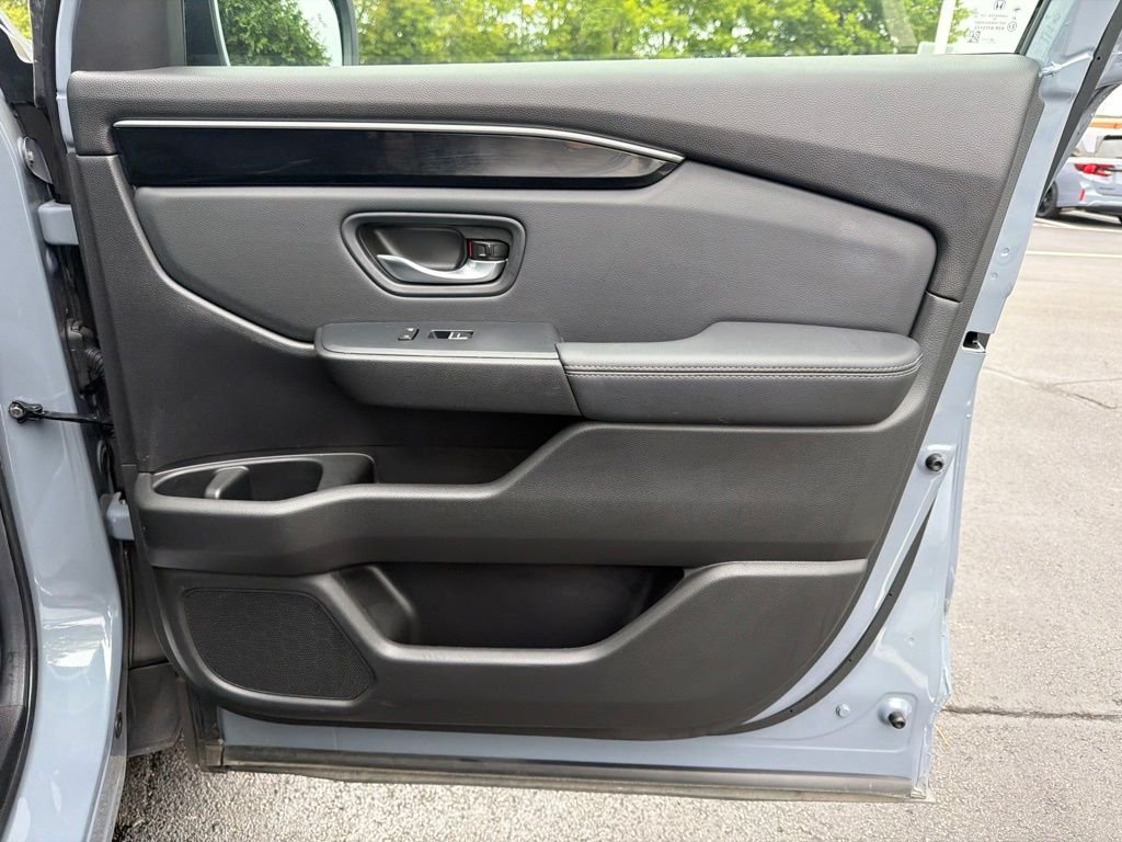 2025 Honda Pilot Touring - Photo 27