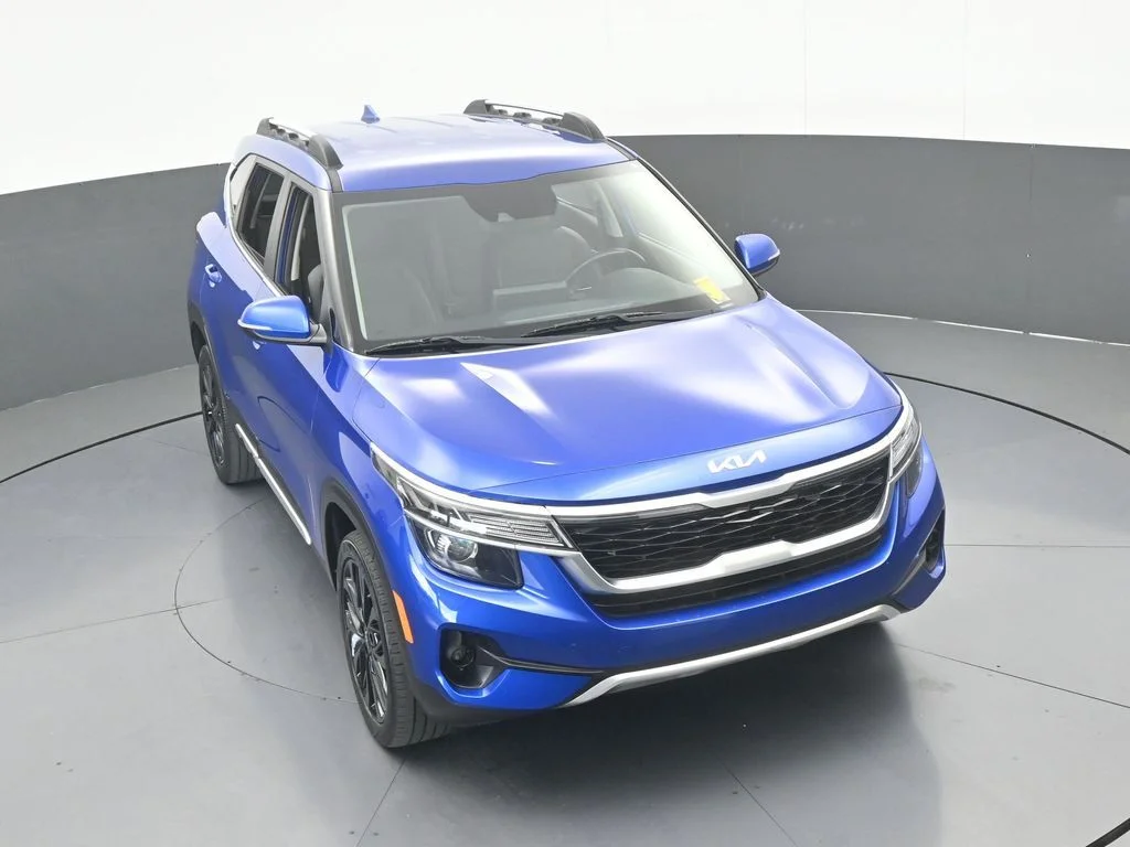 Used 2022 Neptune Blue Kia Nightfall image 52