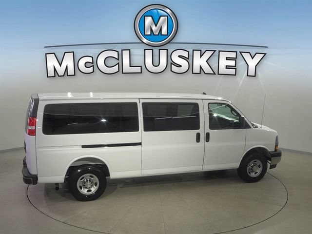 2025 Chevrolet Express Passenger LT - Photo 19