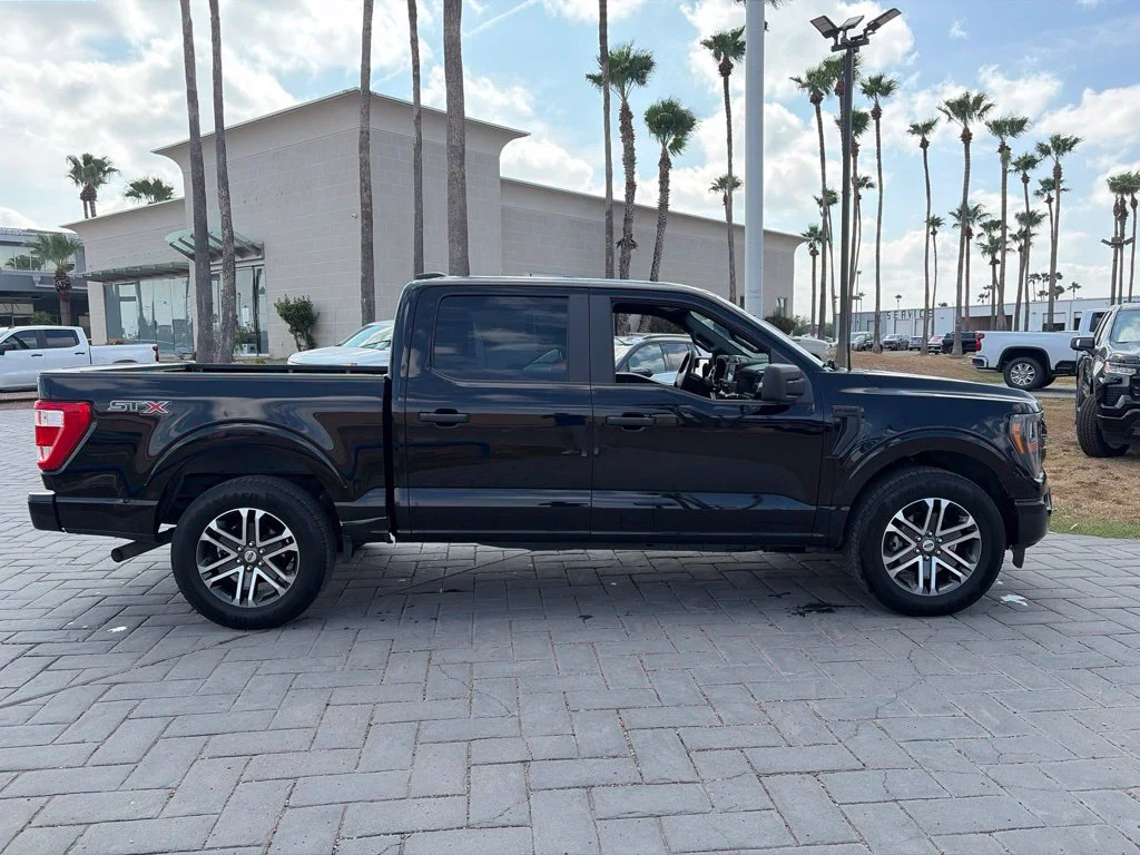 Used 2023 Black Ford XL image 3
