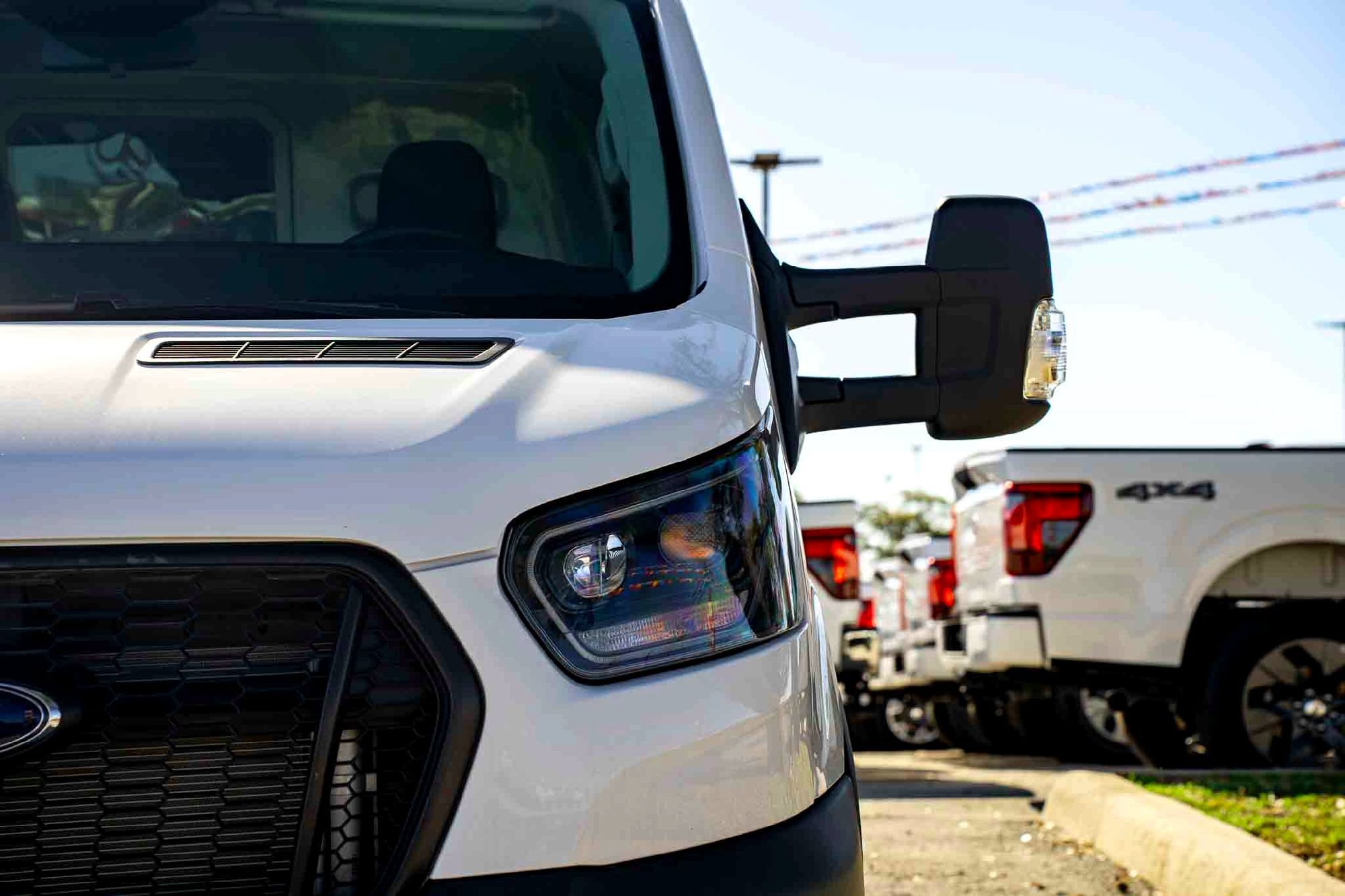 New 2024 Oxford White Ford  image 8