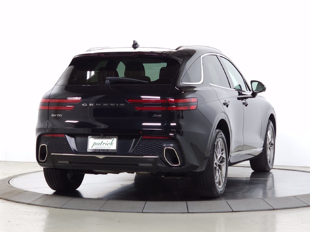 Used 2024 Black Genesis 2.5T Advanced image 8