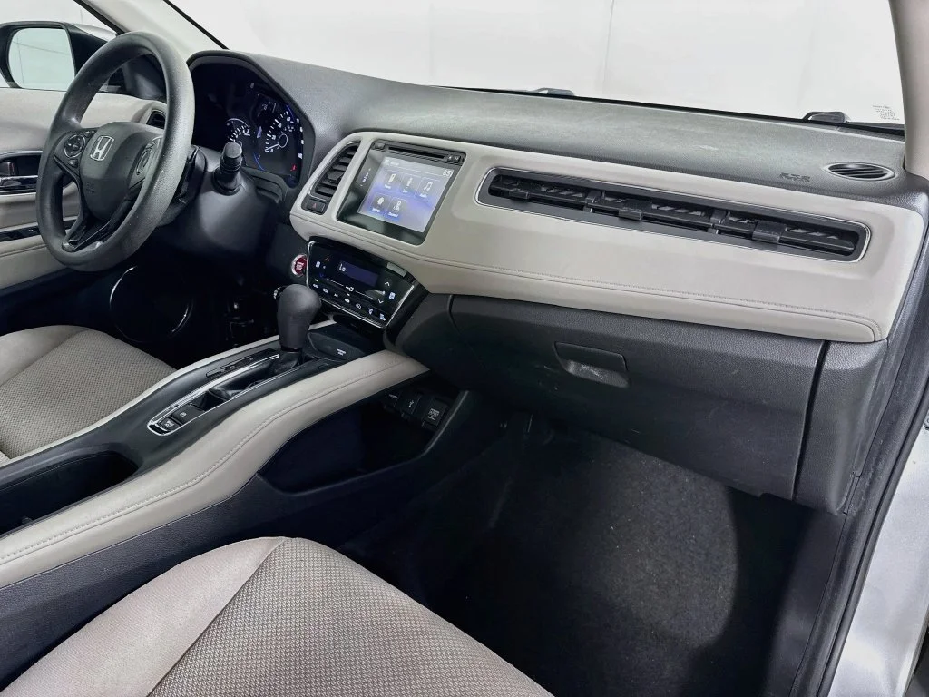 Used 2016 Silver Honda EX image 35